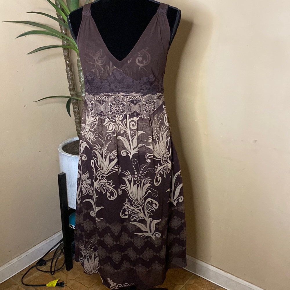 B.i.y.a.y.c.d.a Size 8 Y2K Brown Floral Print Dress.